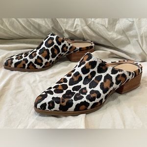Able by fashionable, size 7, animal print leather mules with calf hair